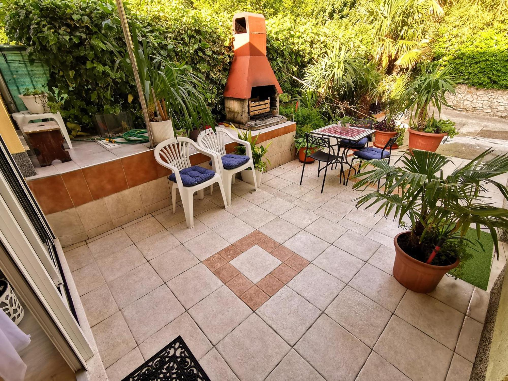 Apartments Ida & Miljenko Kaštela Pokoj fotografie